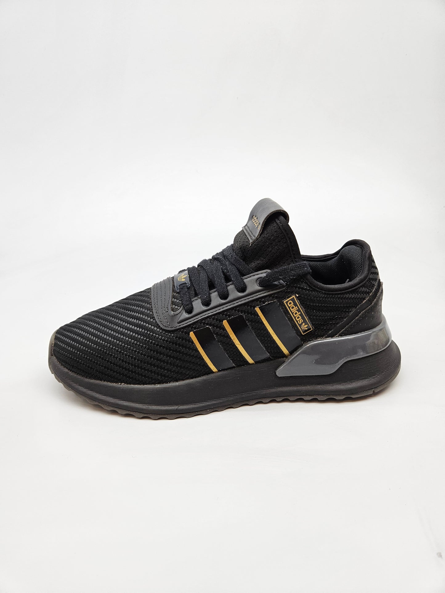 ADIDAS ORIGINAL PATIKI BR 40.5