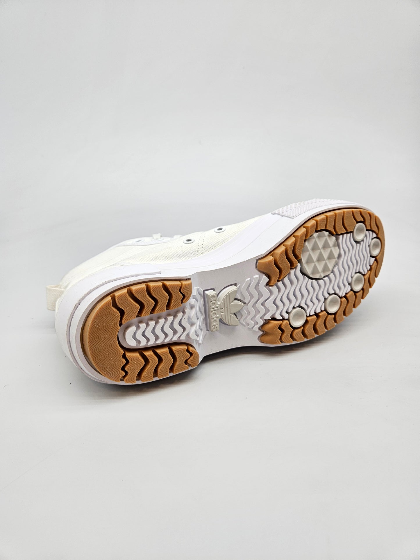 ADIDAS NOVI ORIGINAL PATIKI BR 39
