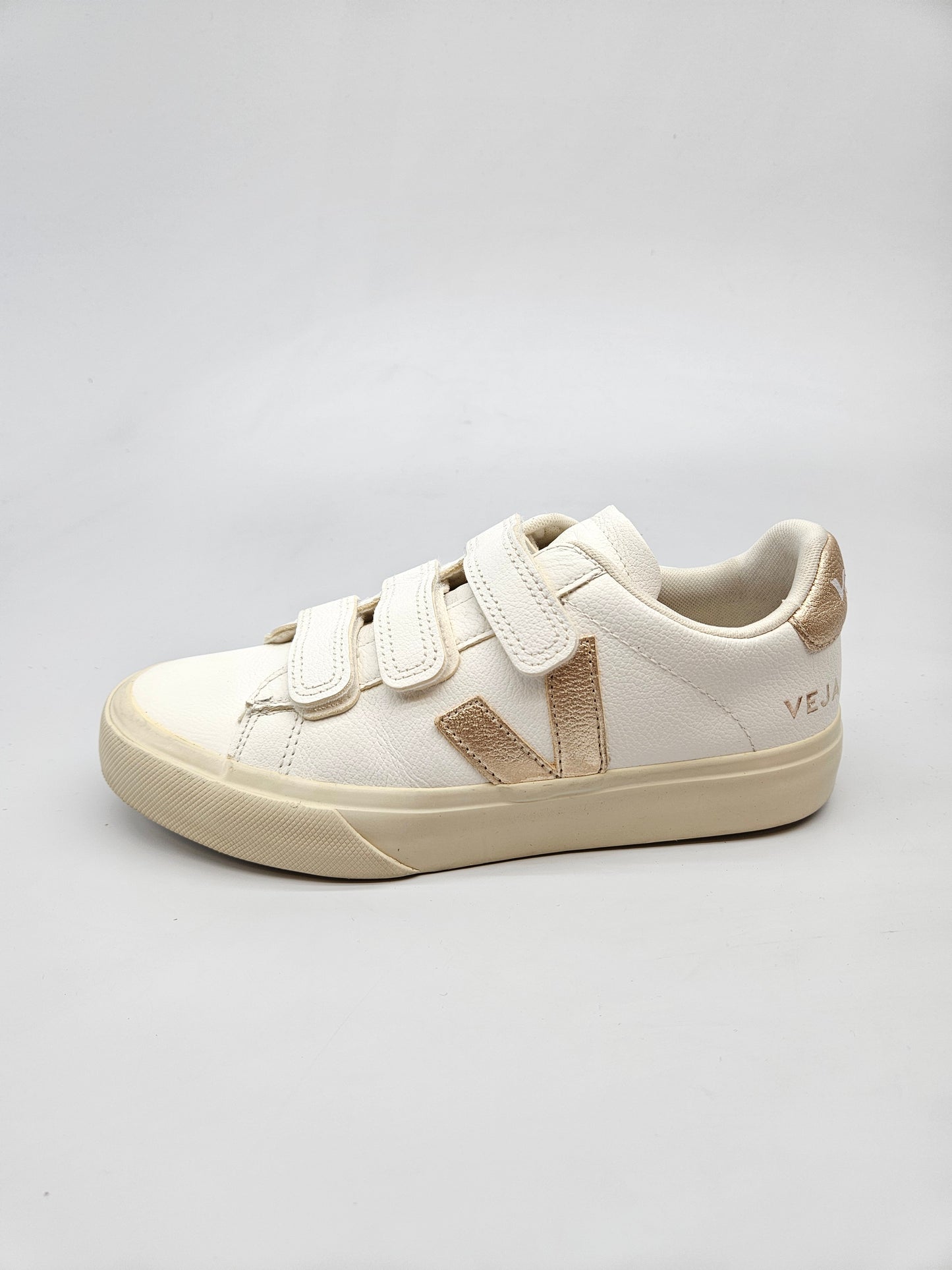 VEJA ORIGINAL PATIKI BR 36