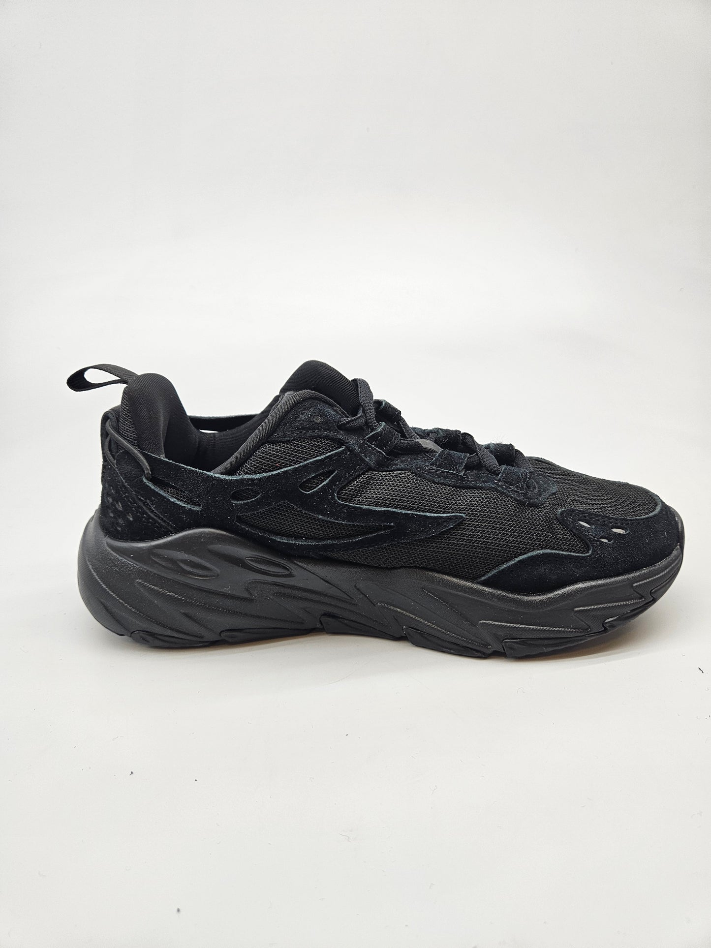 FILA NOVI ORIGINAL PATIKI BR 38