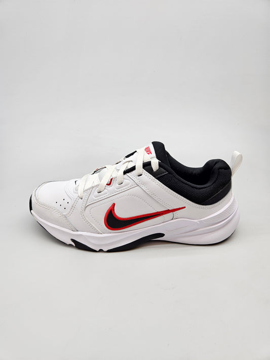 NIKE NOVI ORIGINAL PATIKI BR 40