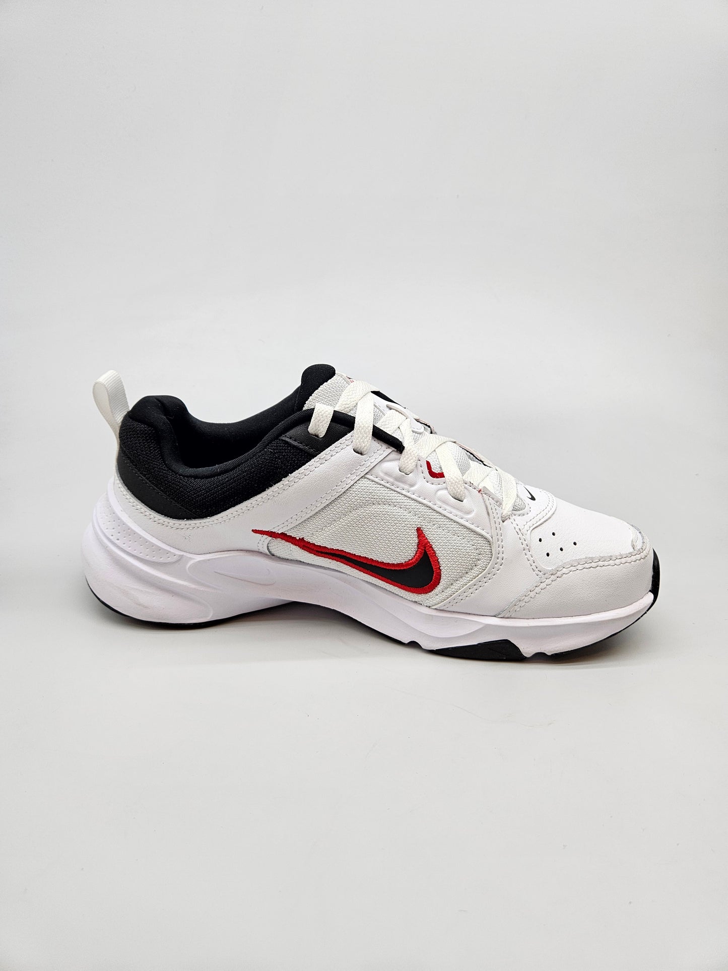NIKE NOVI ORIGINAL PATIKI BR 40