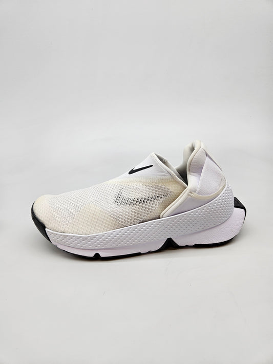NIKE NOVI ORIGINAL PATIKI BR 39