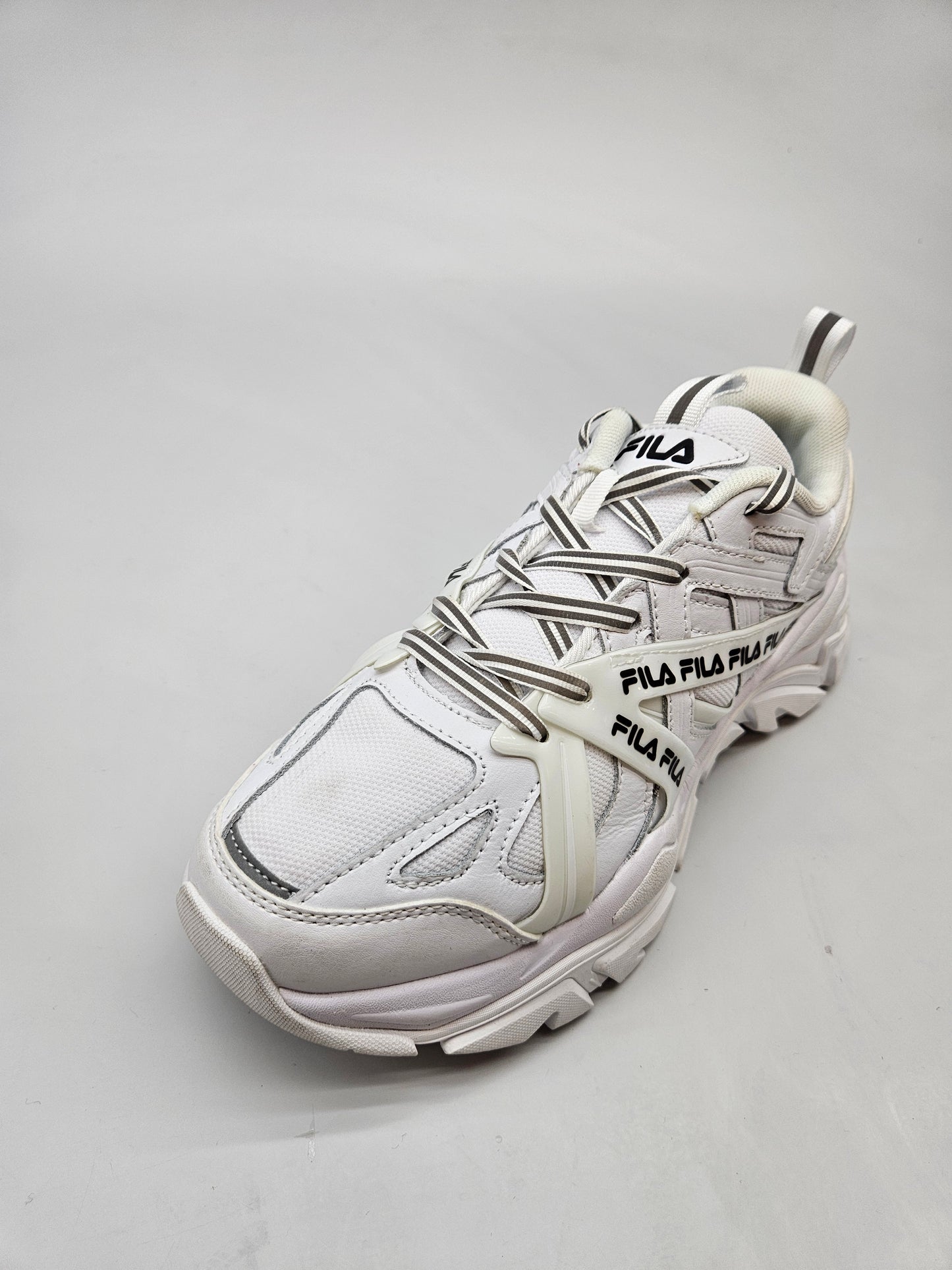 FILA NOVI ORIGINAL PATIKI BR 41