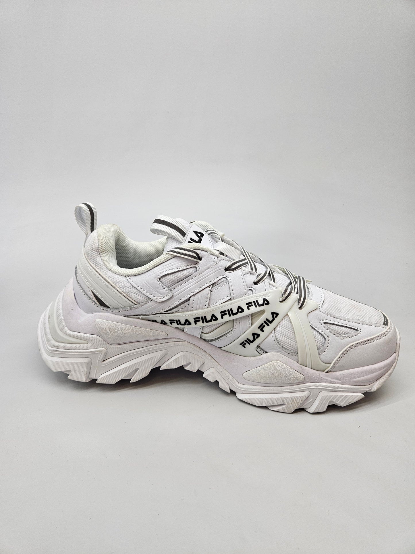 FILA NOVI ORIGINAL PATIKI BR 41