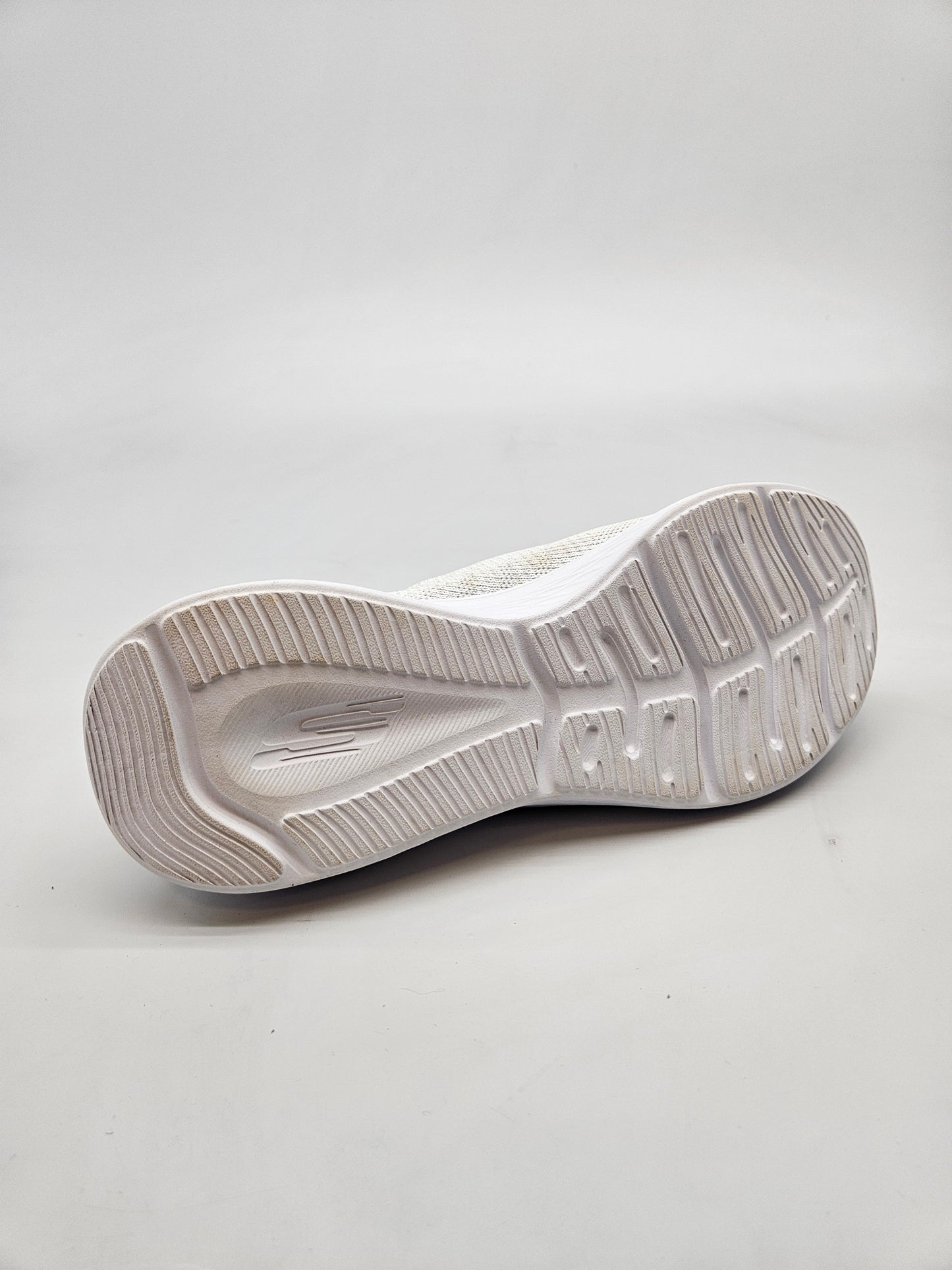 SKECHERS MEMORY ORIGINAL PATIKI BR 39.5