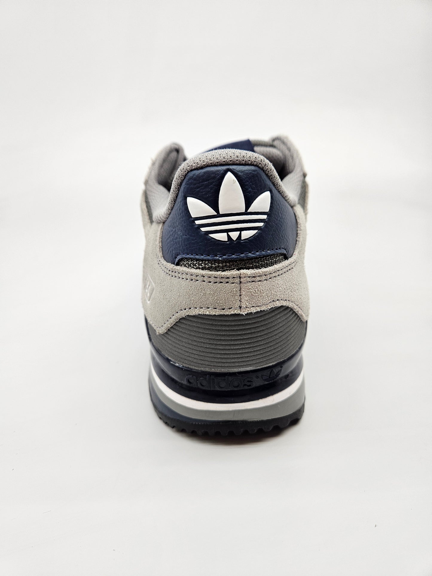 ADIDAS NOVI ORIGINAL PATIKI BR 47