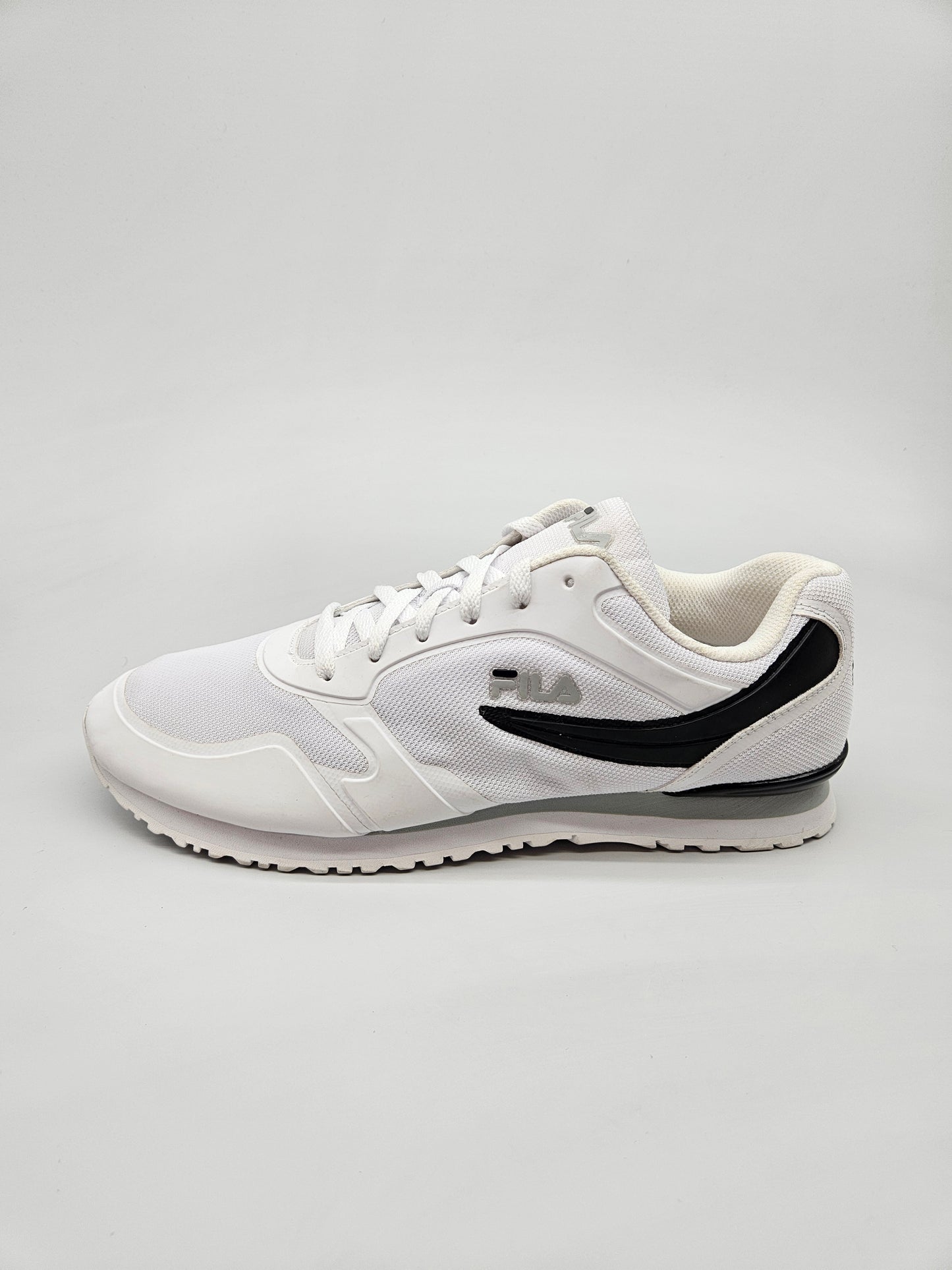 FILA NOVI ORIGINAL PATIKI BR 46