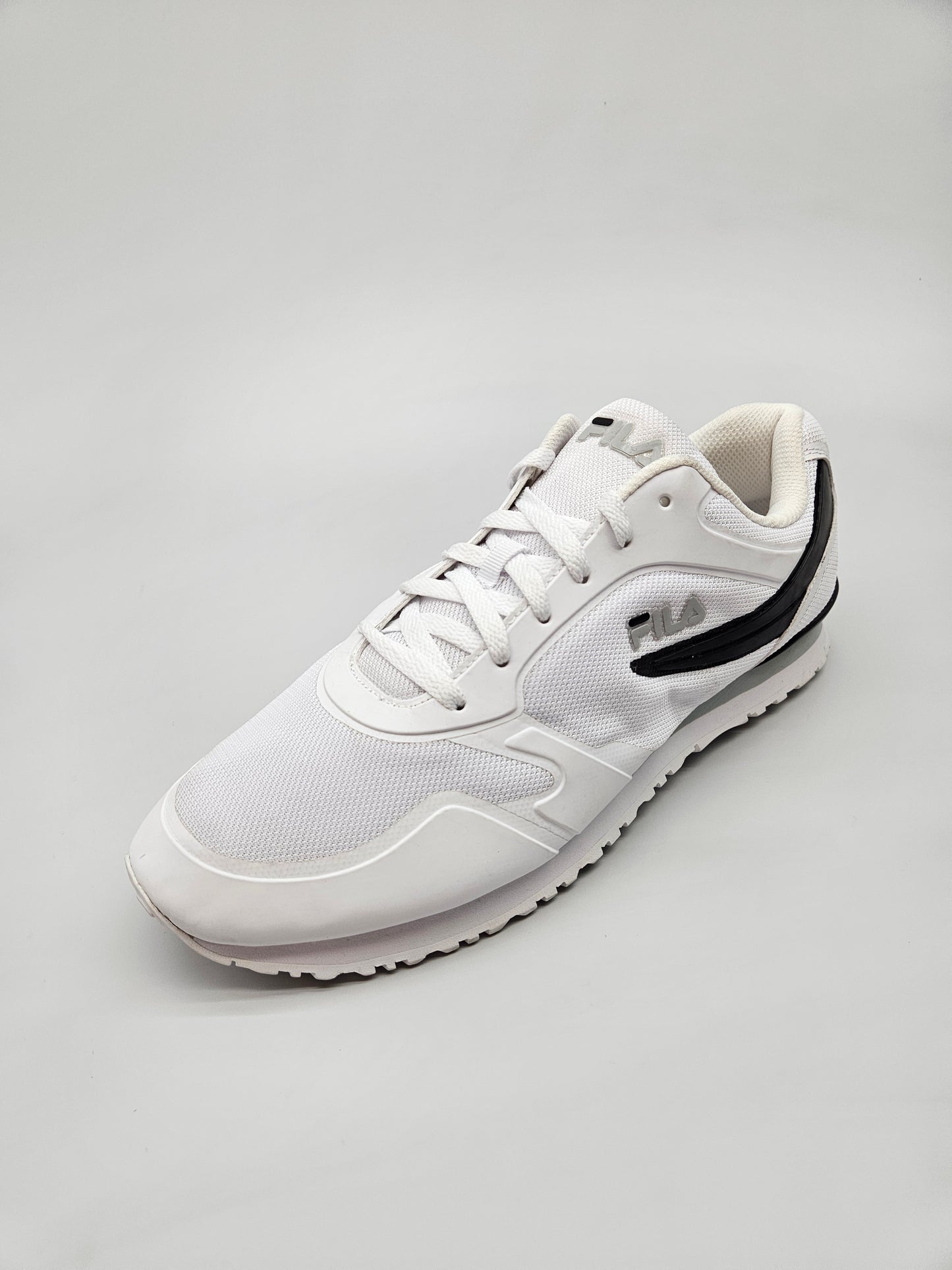FILA NOVI ORIGINAL PATIKI BR 46