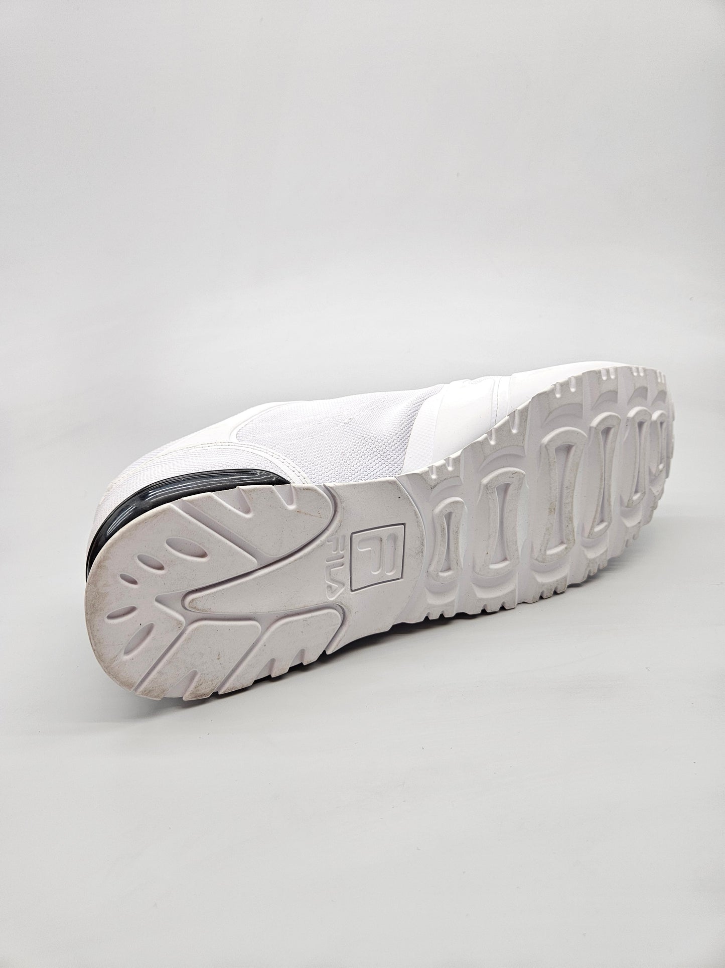 FILA NOVI ORIGINAL PATIKI BR 46