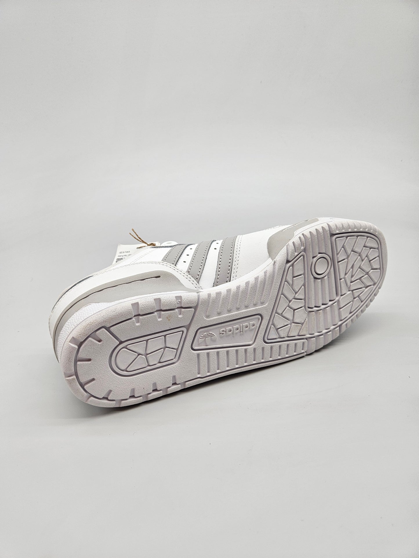 ADIDAS NOVI ORIGINAL PATIKI BR 38