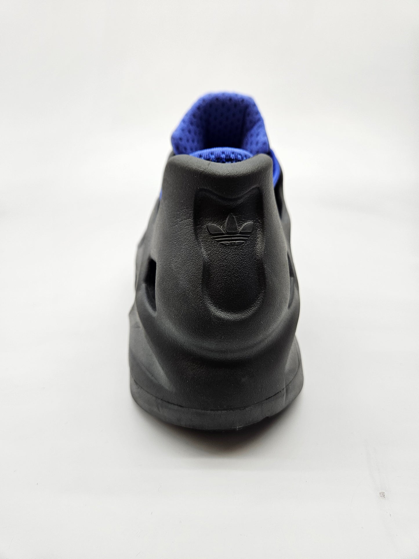 ADIDAS NOVI ORIGINAL PATIKI BR 43