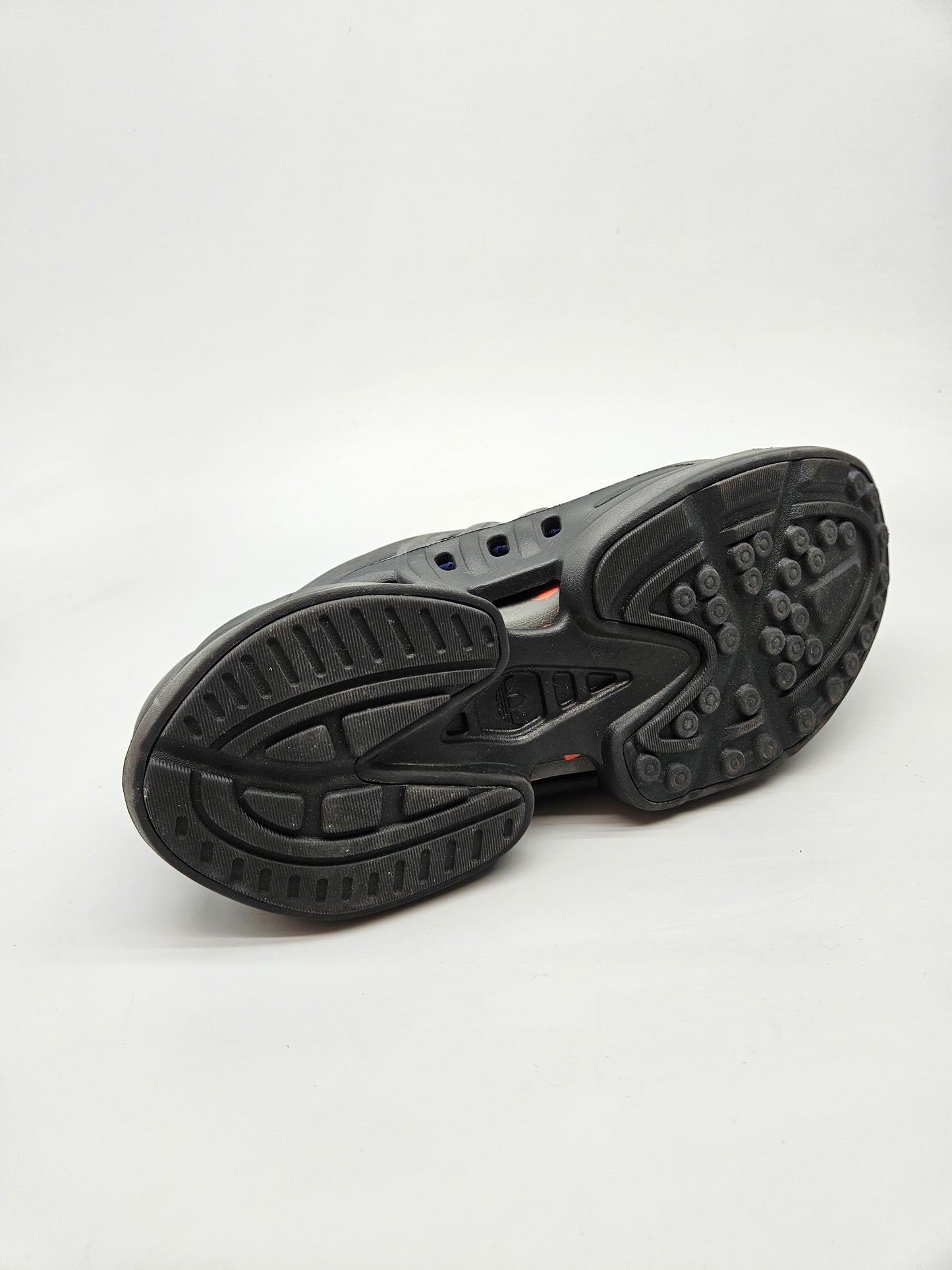 ADIDAS NOVI ORIGINAL PATIKI BR 43