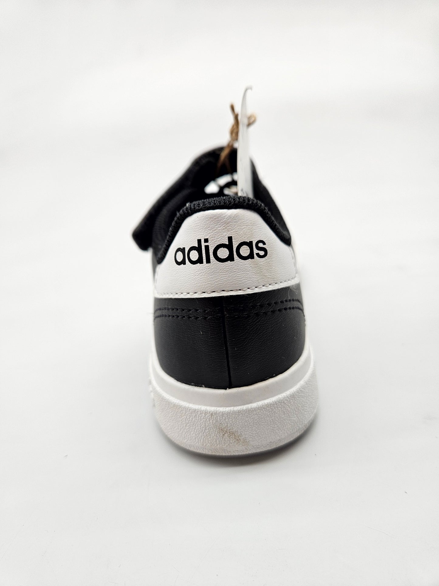 ADIDAS NOVI ORIGINAL PATIKI BR 28