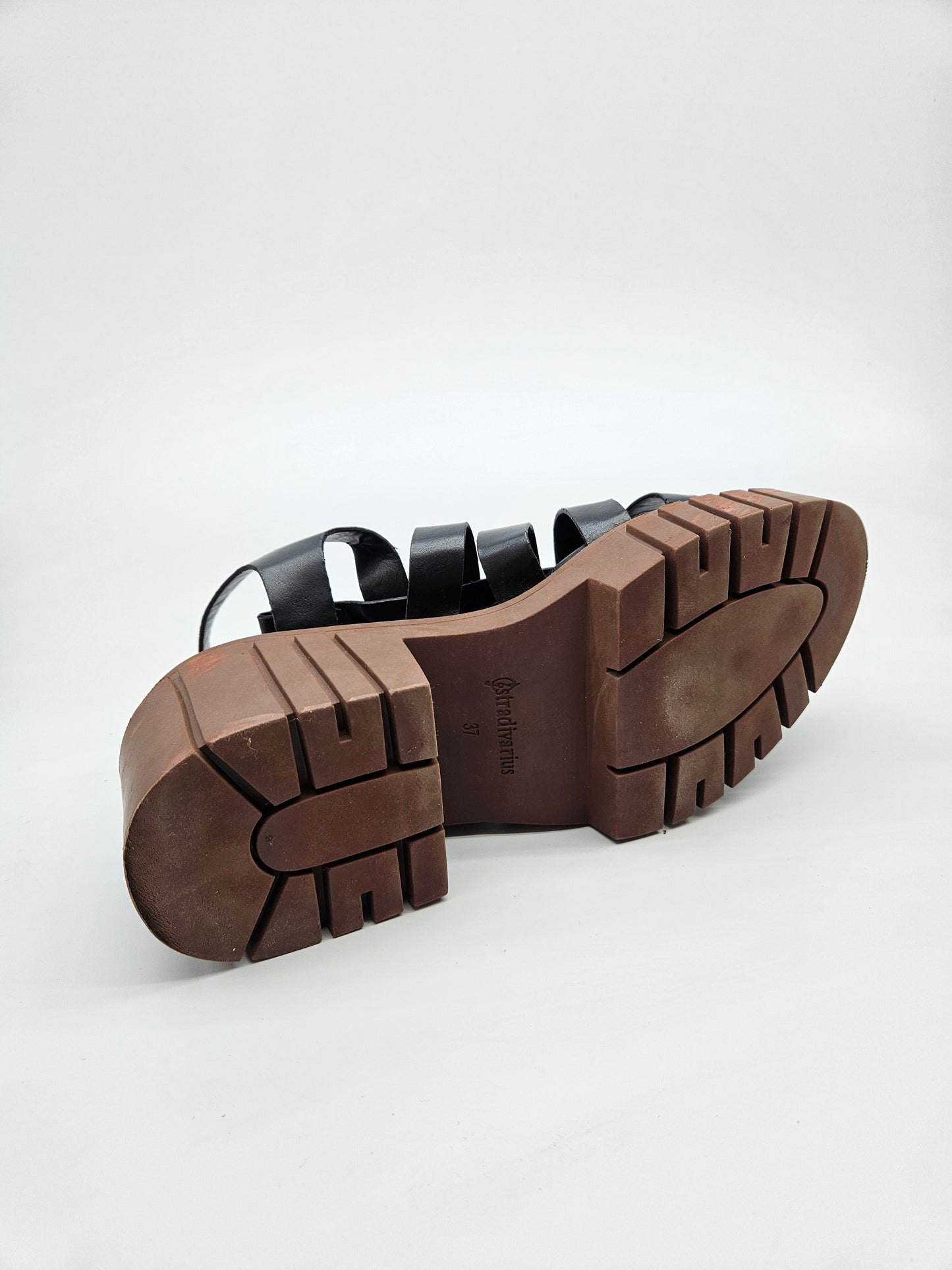 STRADIVARIUS ORIGINAL SANDALI BR 37