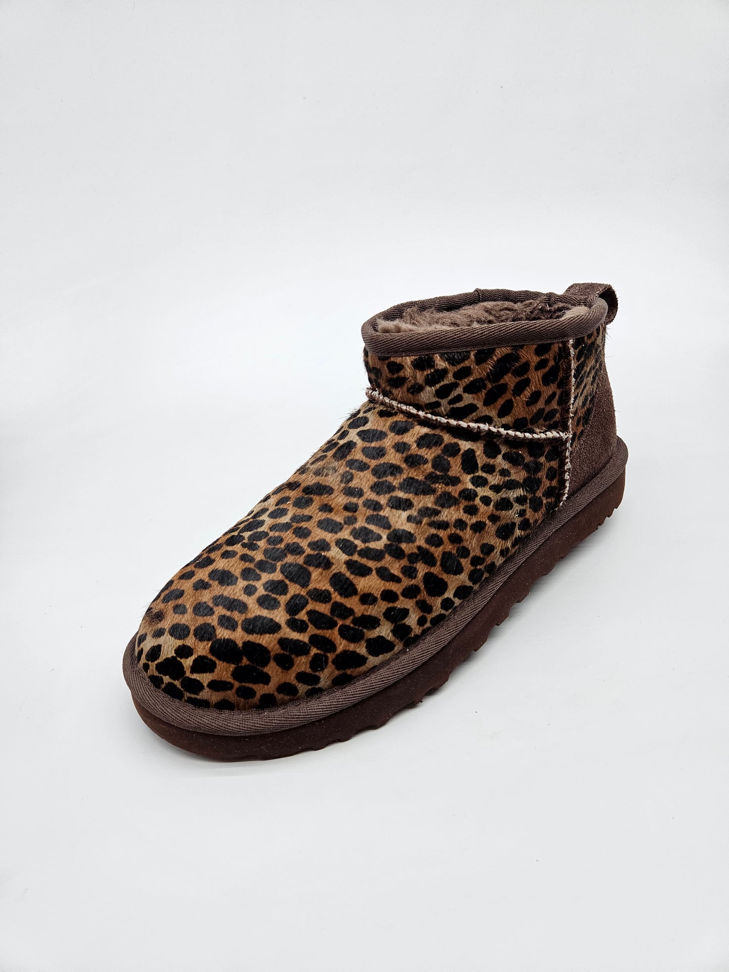 UGG AUSTRALIA ORIGINAL CIZMI BR 39