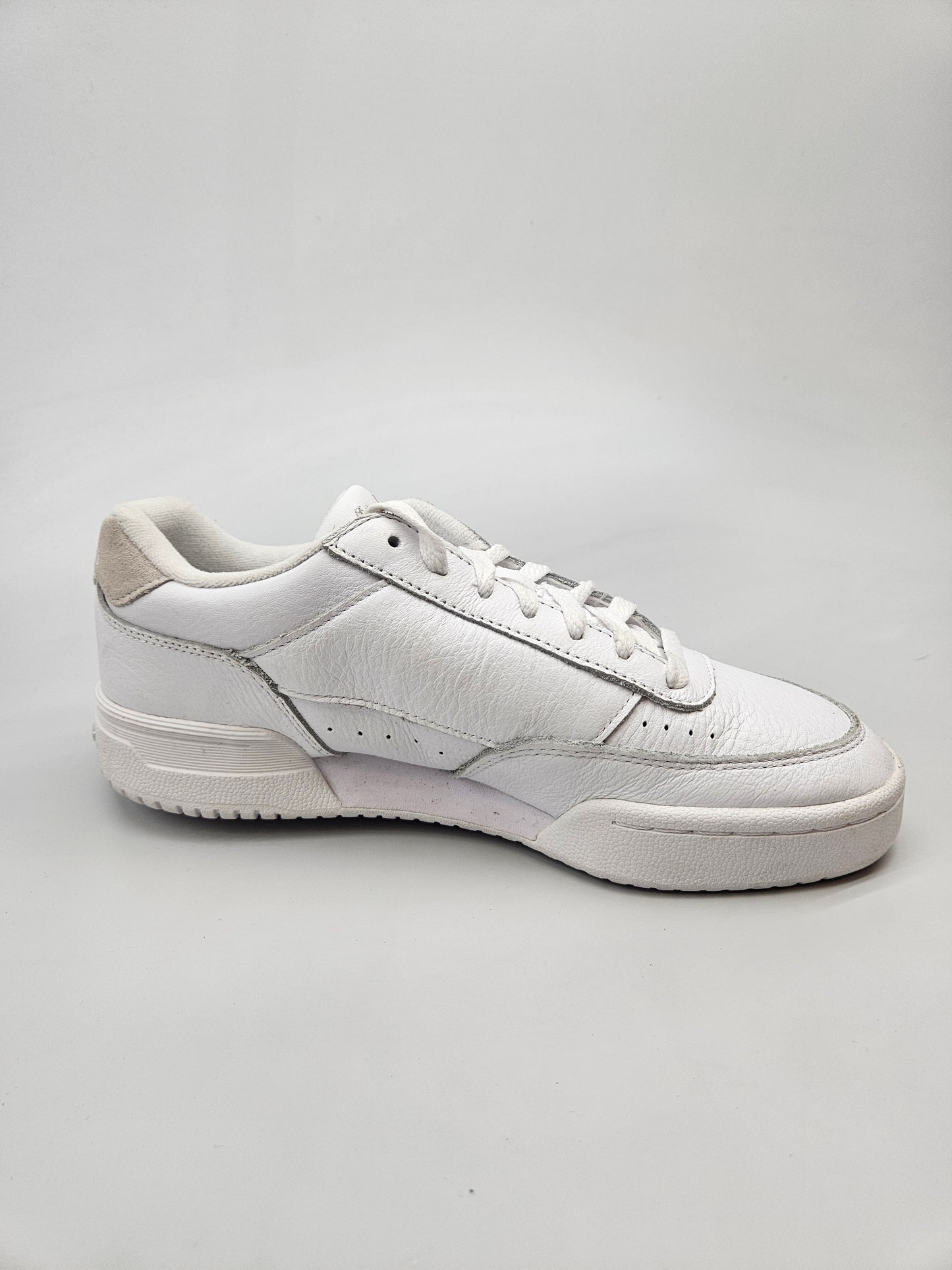 ADIDAS NOVI ORIGINAL PATIKI BR 40.5