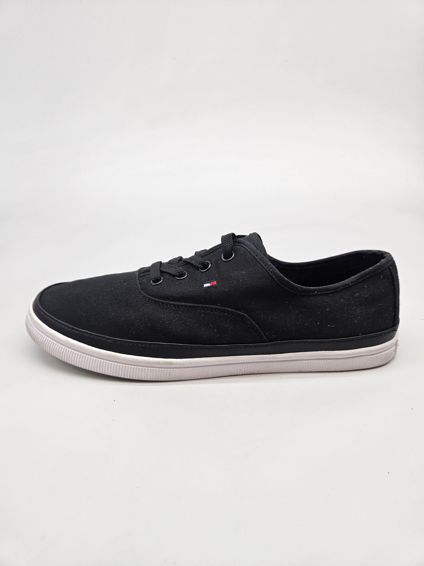 TOMMY HILFIGER ORIGINAL PATIKI BR 39