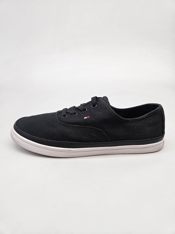 TOMMY HILFIGER ORIGINAL PATIKI BR 39