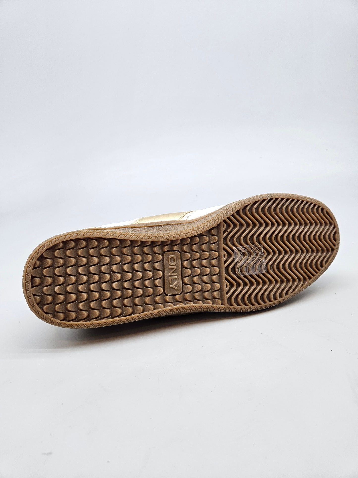 ONLY NOVI ORIGINAL PATIKI BR 42