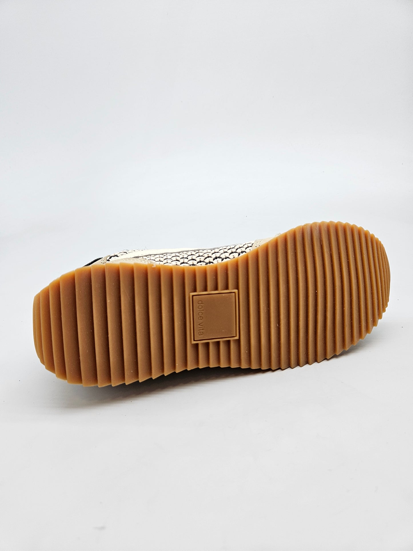 DOLCE VITA NOVI ORIGINAL PATIKI BR 38