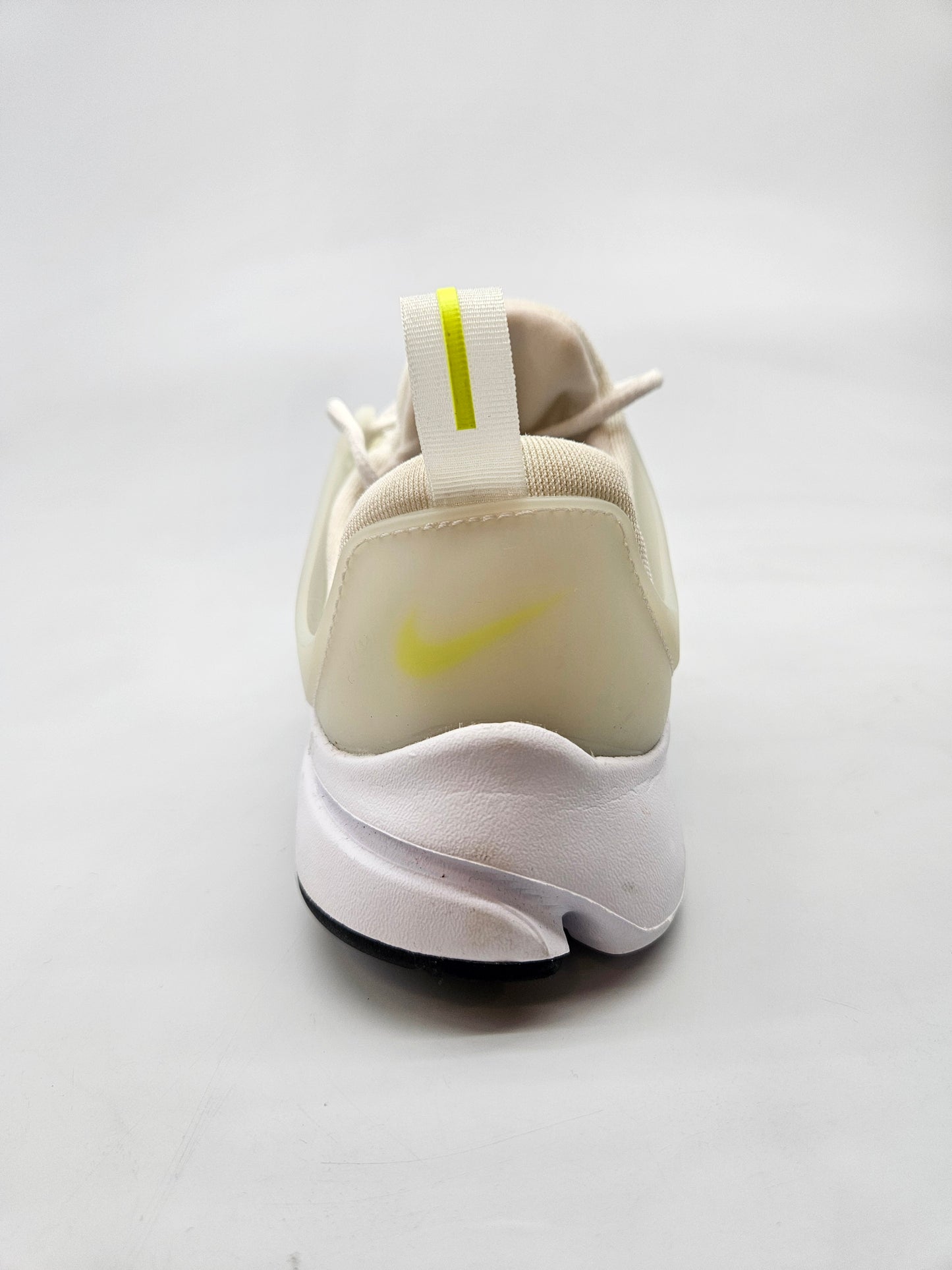 NIKE NOVI ORIGINAL PATIKI BR 37.5