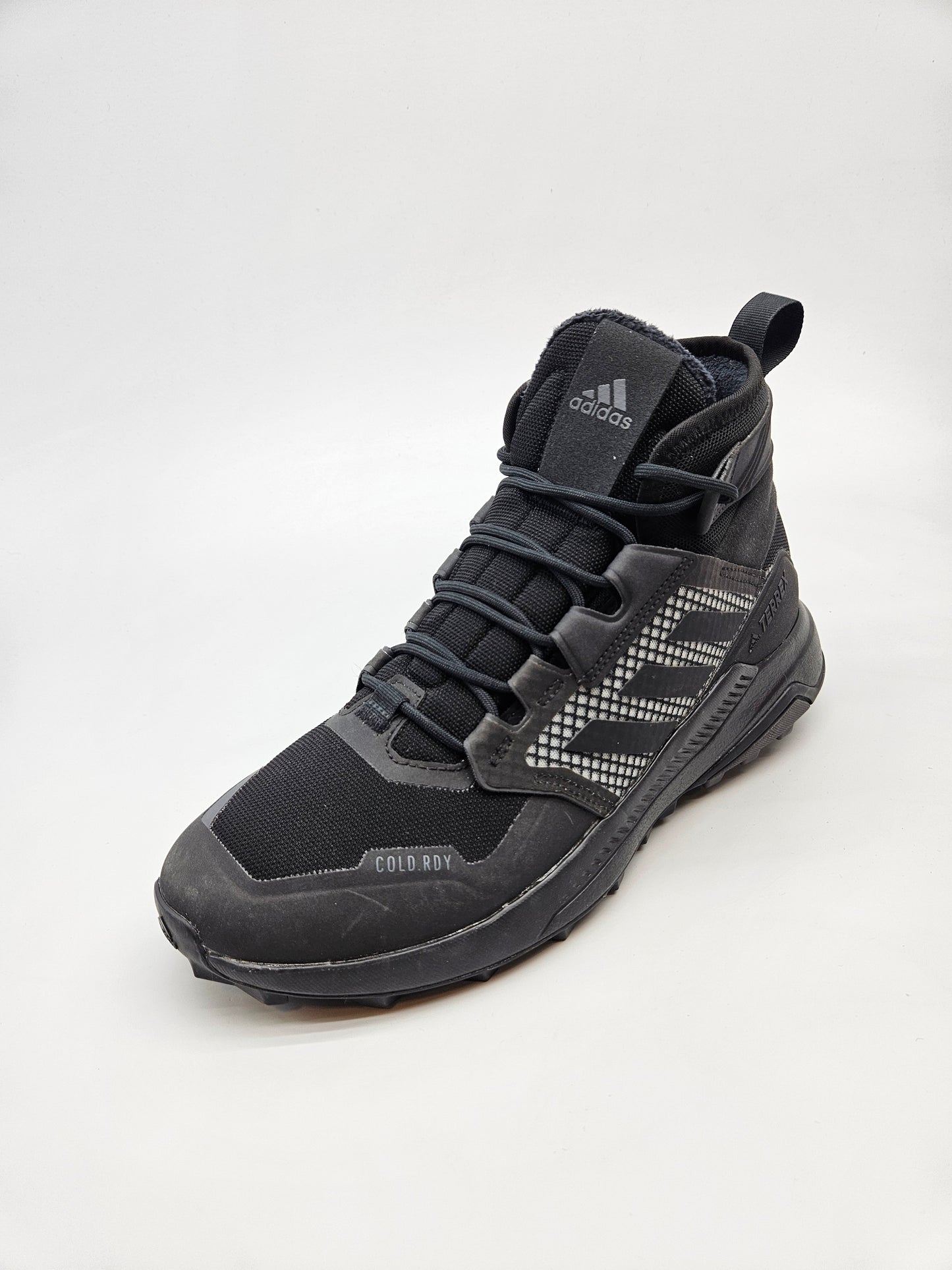 ADIDAS ORIGINAL VODOTPORNI CIZMI BR 41