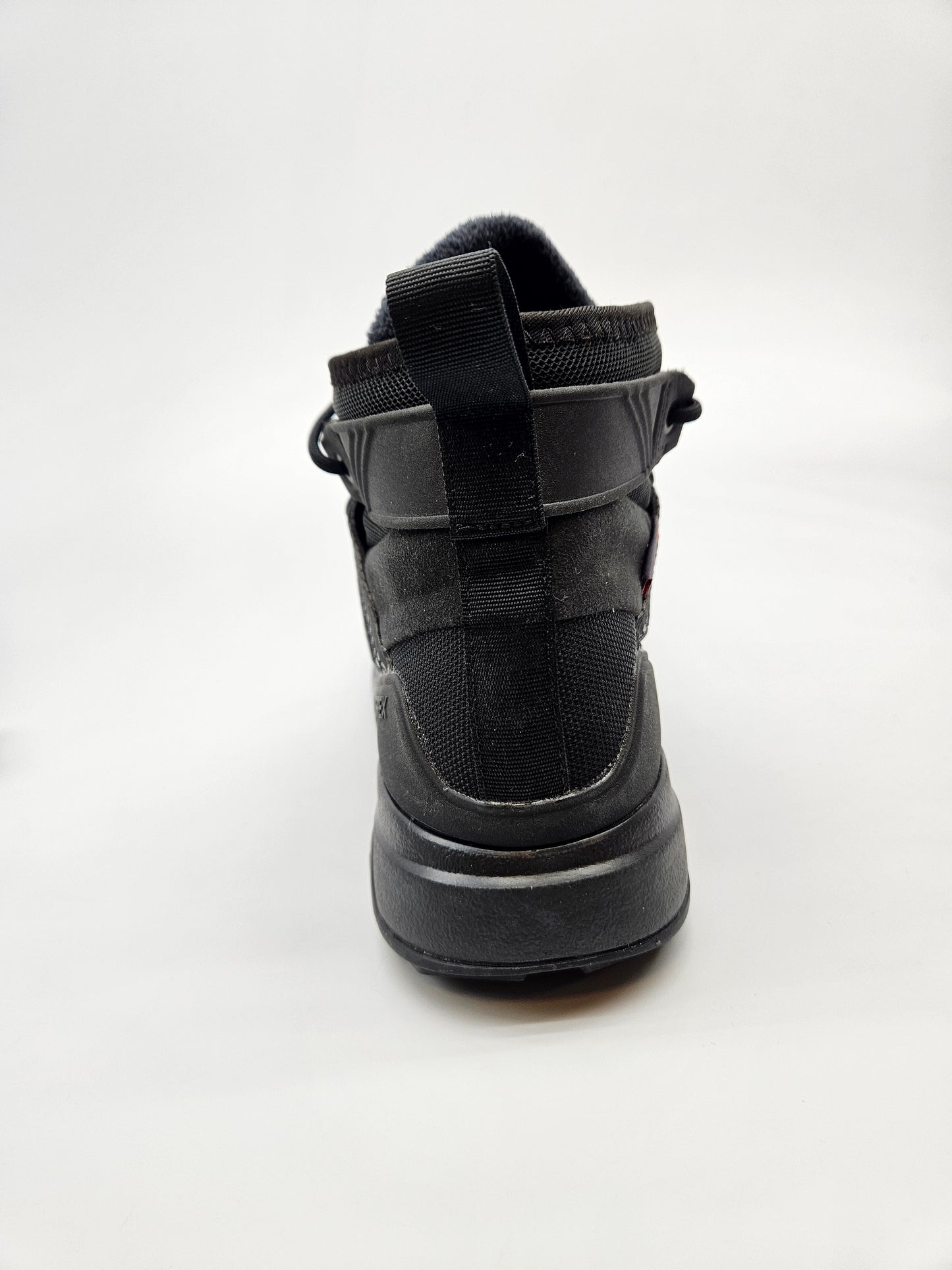 ADIDAS ORIGINAL VODOTPORNI CIZMI BR 41