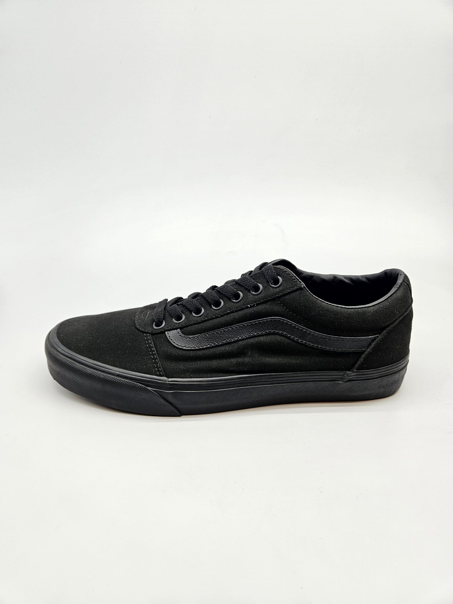 VANS NOVI ORIGINAL PATIKI BR 46