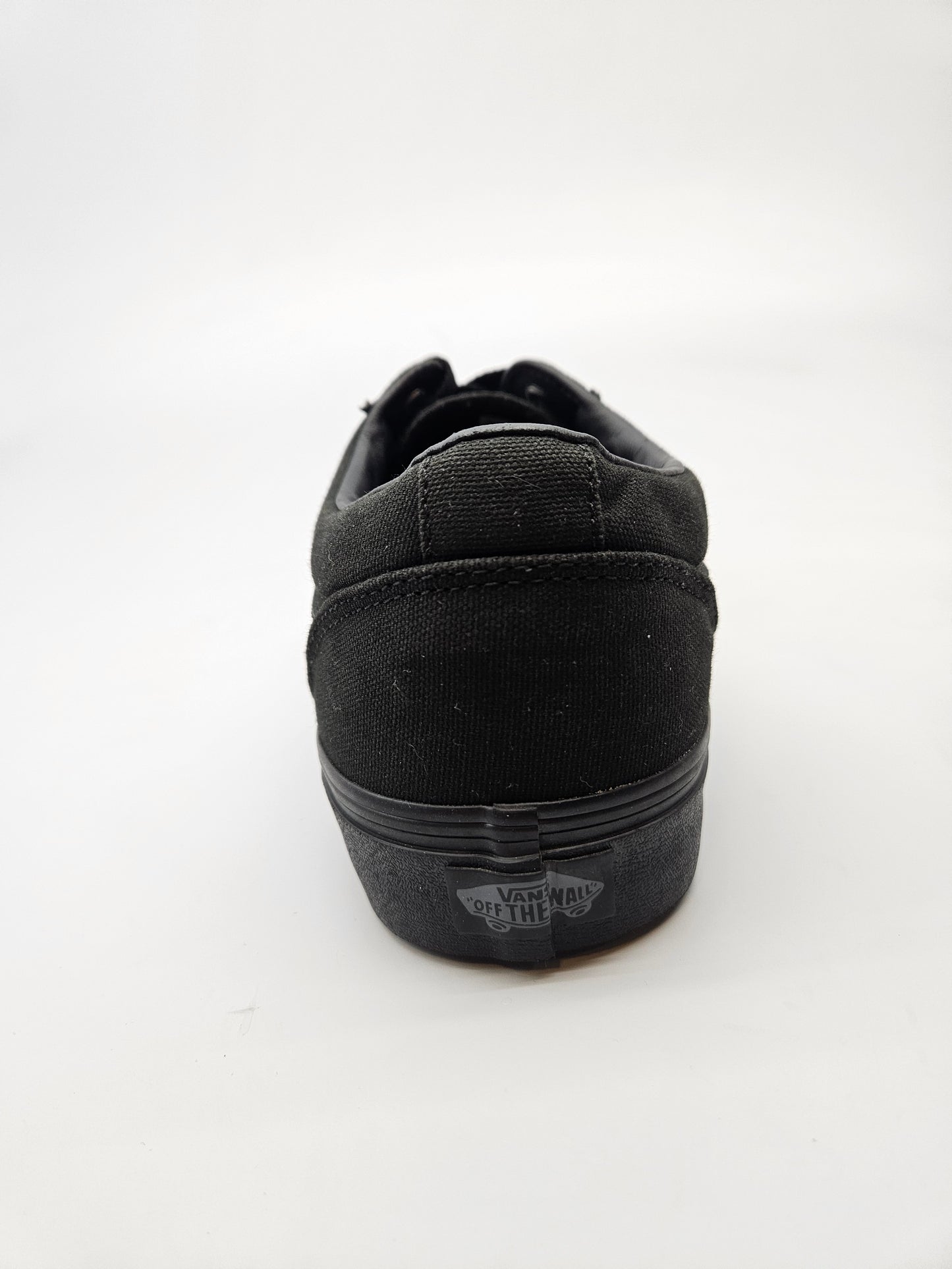 VANS NOVI ORIGINAL PATIKI BR 46