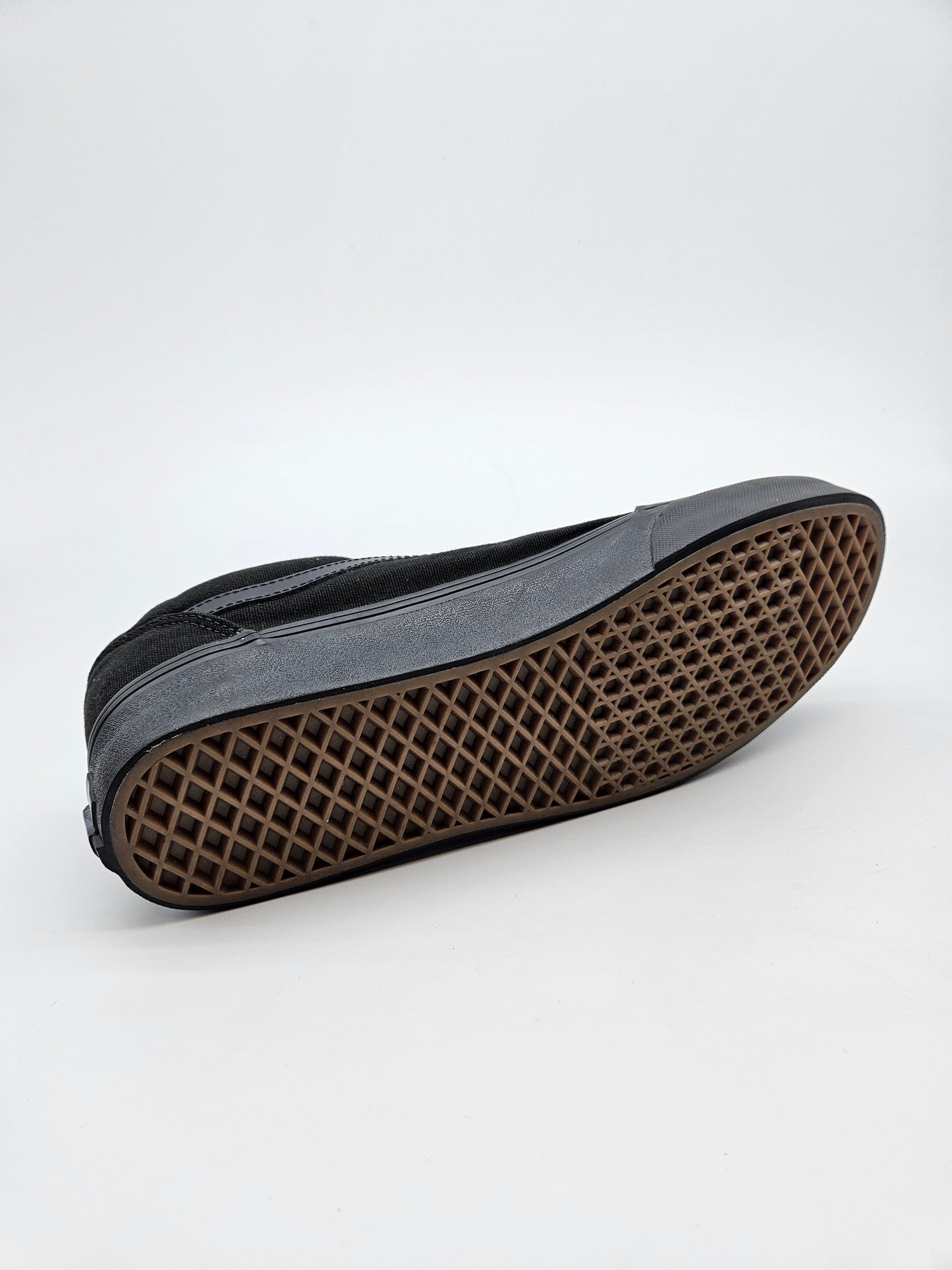 VANS NOVI ORIGINAL PATIKI BR 46