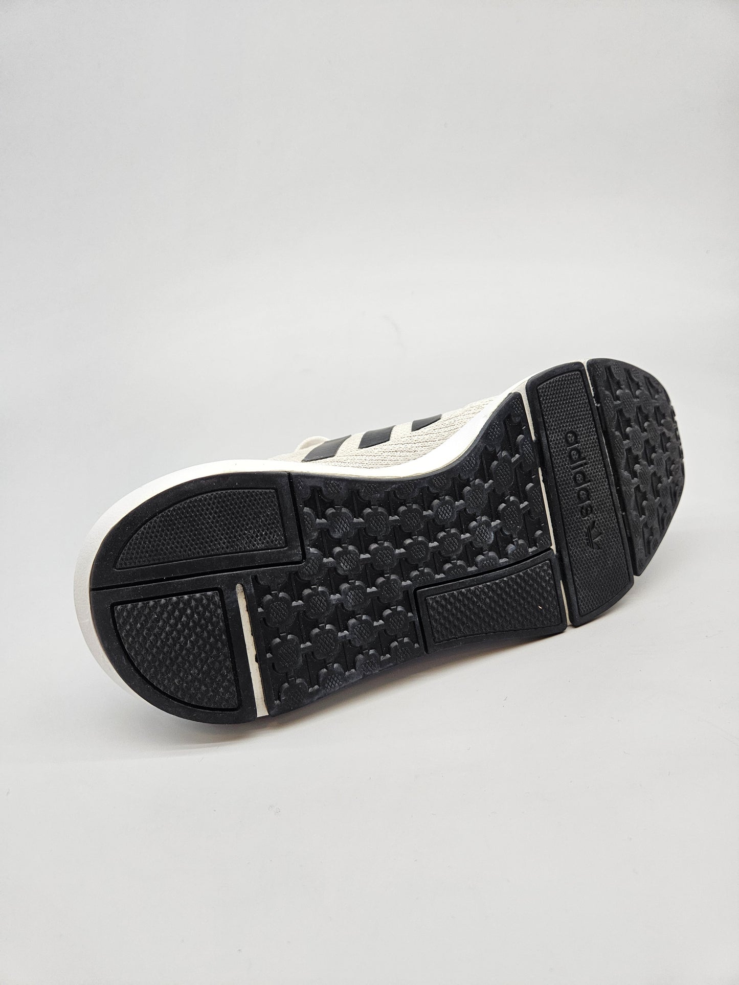 ADIDAS NOVI ORIGINAL PATIKI BR 38