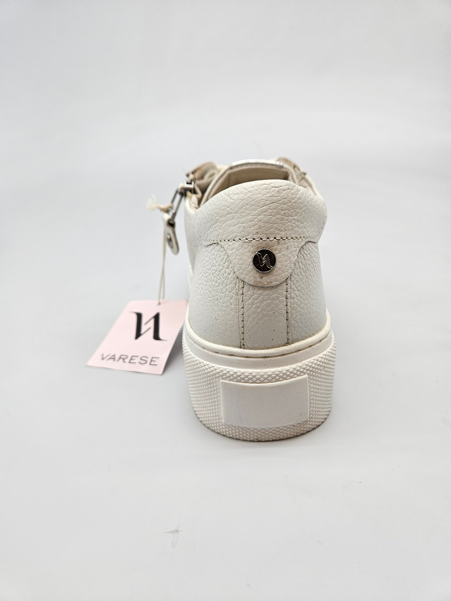 VARESSE NOVI ORIGINAL PATIKI BR 39