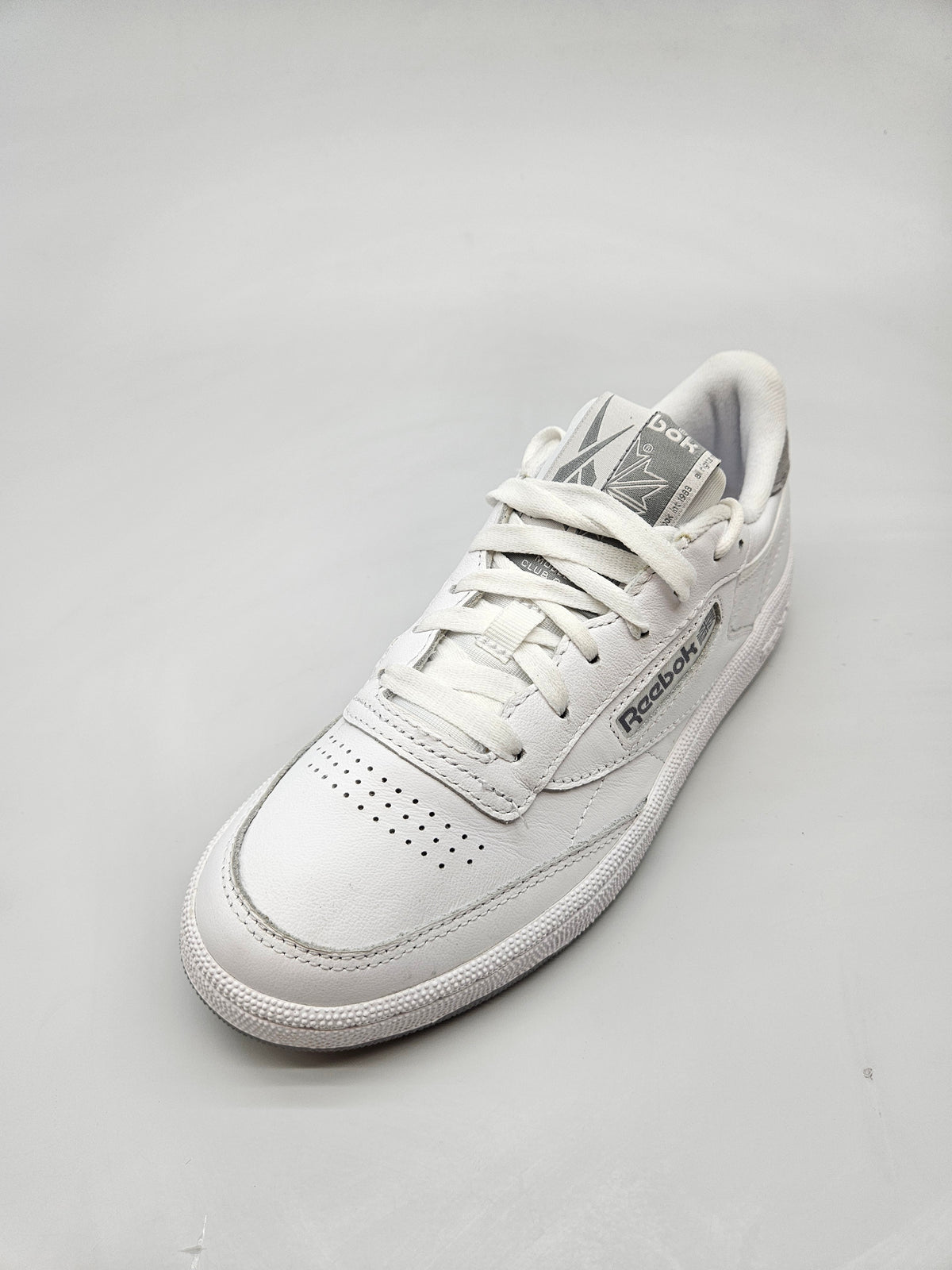 REEBOK NOVI ORIGINAL PATIKI BR 39
