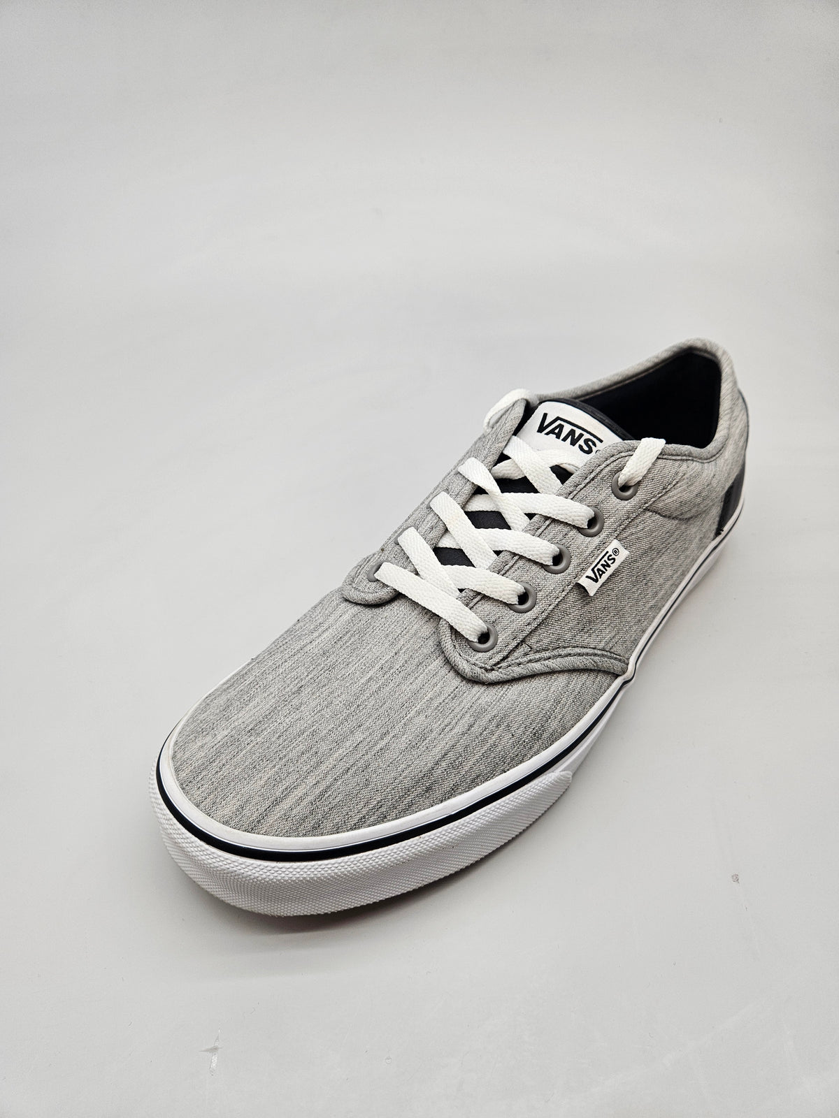 VANS NOVI ORIGINAL PATIKI BR 44.5