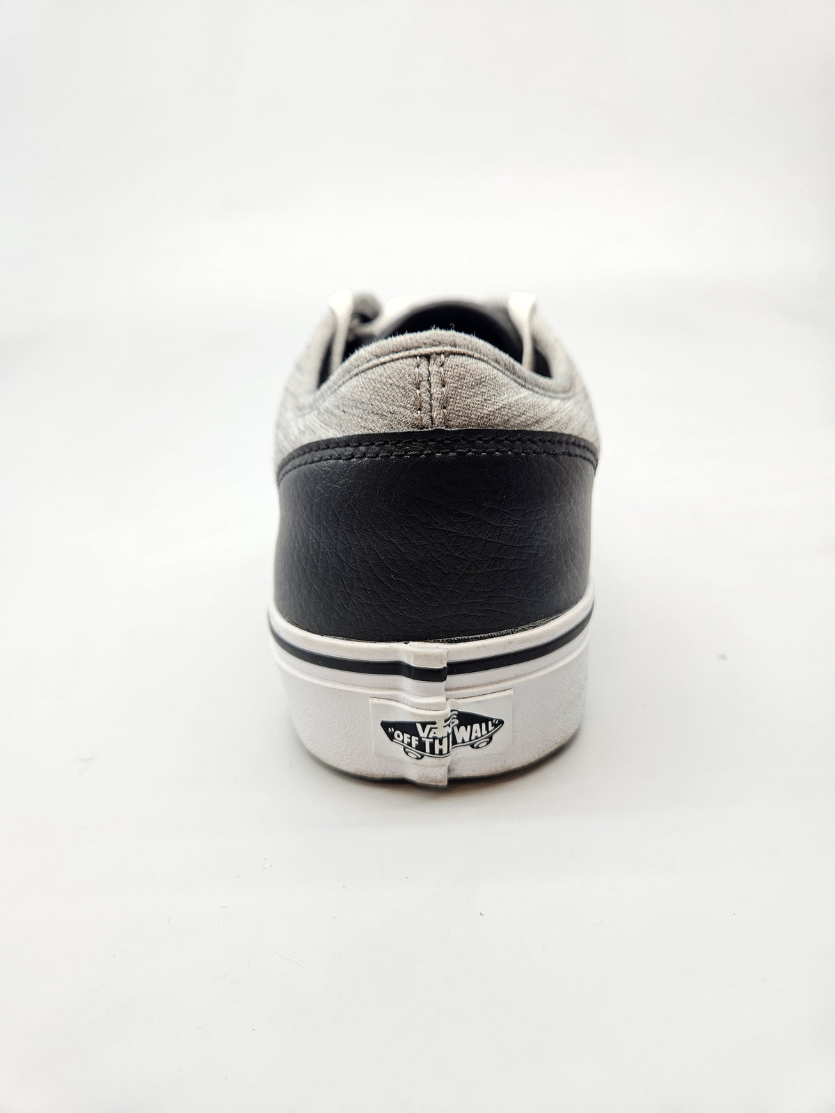 VANS NOVI ORIGINAL PATIKI BR 44.5