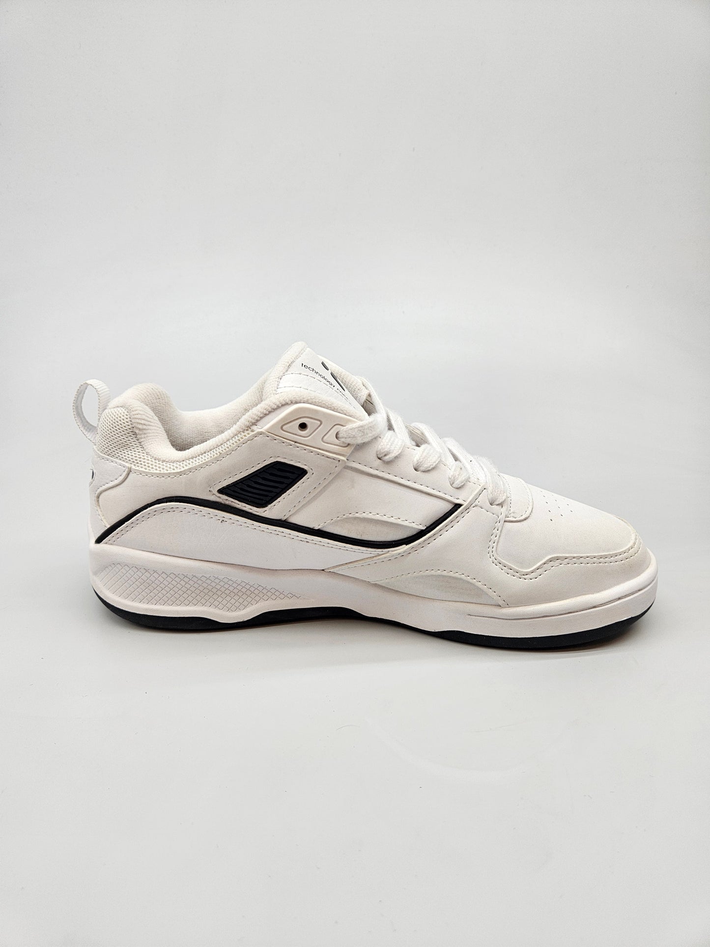 FILA NOVI ORIGINAL PATIKI BR 38.5