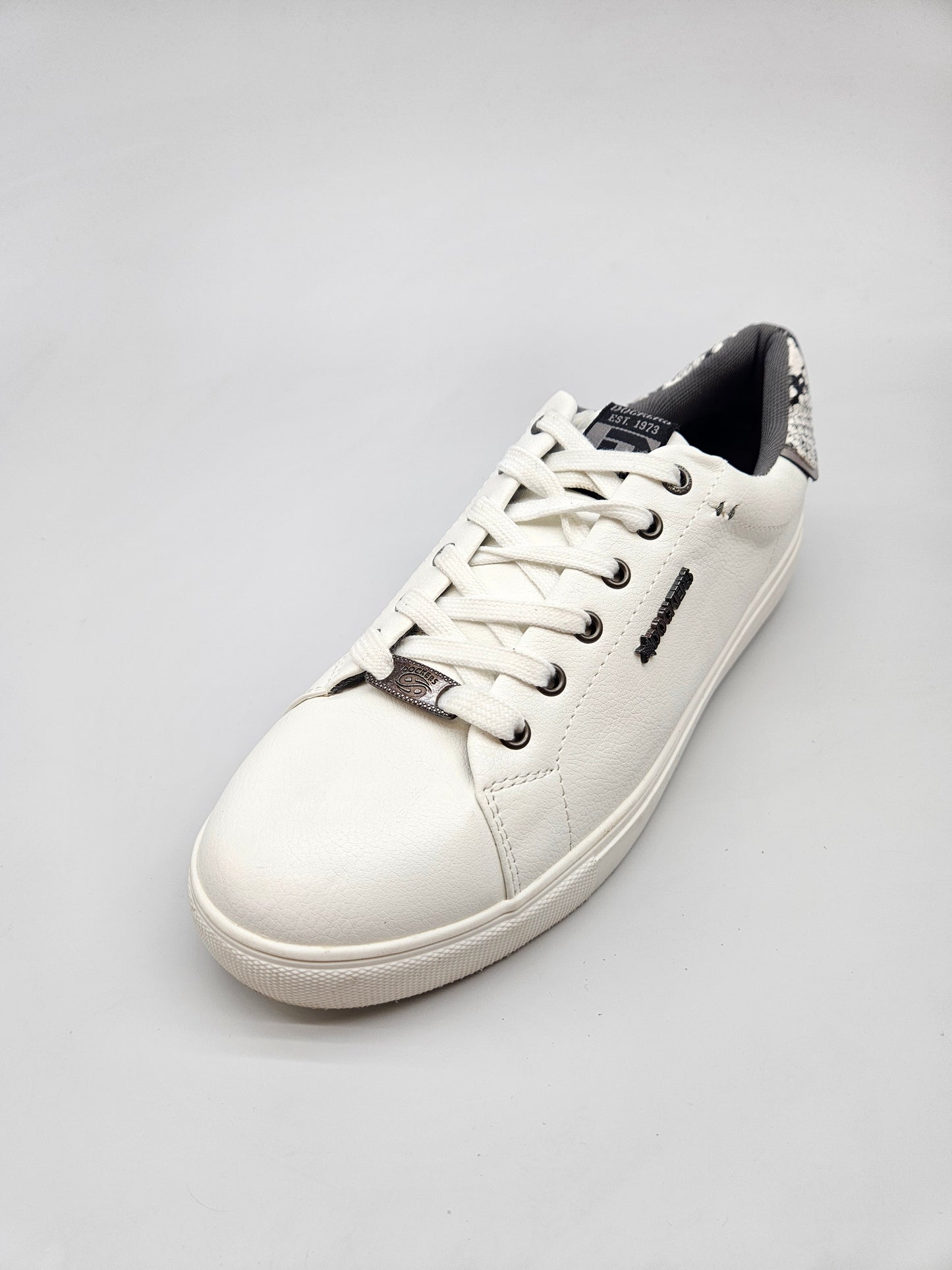 DOCKERS NOVI ORIGINAL PATIKI BR 42