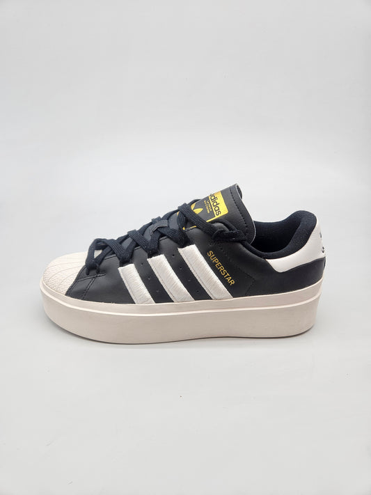 ADIDAS NOVI ORIGINAL PATIKI BR 40