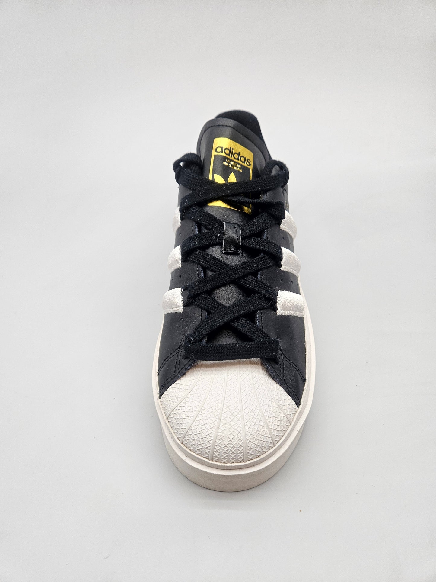 ADIDAS NOVI ORIGINAL PATIKI BR 40