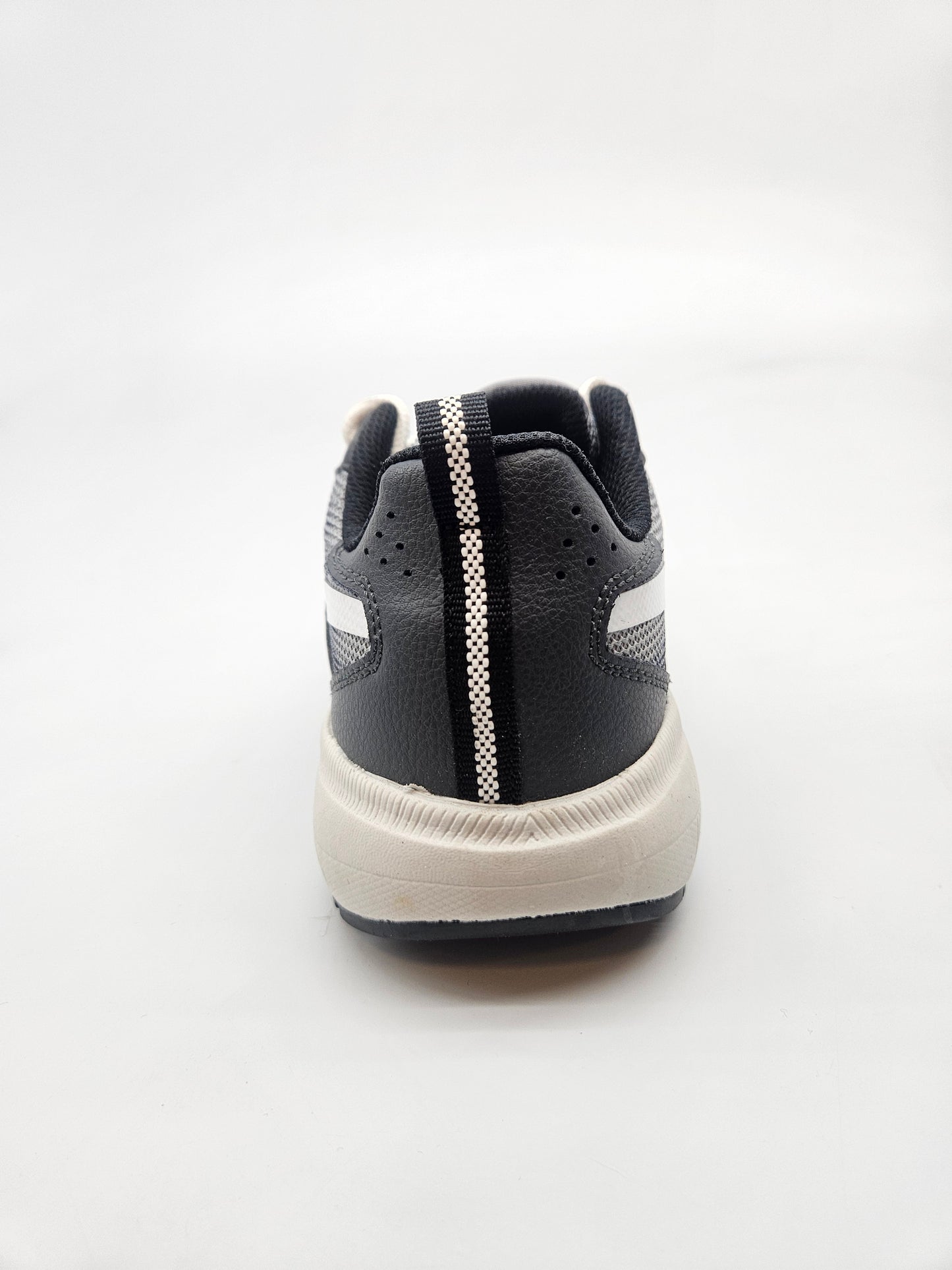 REEBOK NOVI ORIGINAL PATIKI BR 37