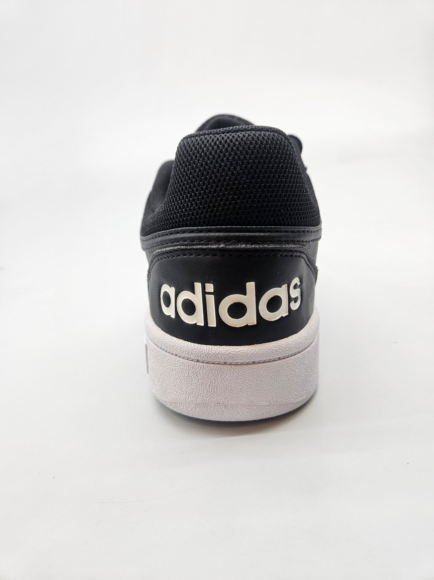 ADIDAS NOVI ORIGINAL PATIKI BR 39
