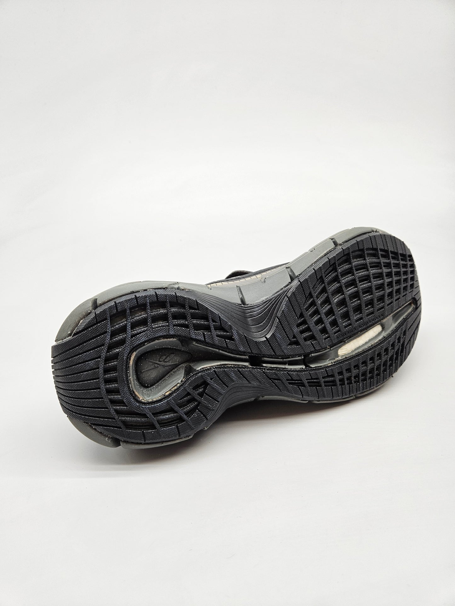 REEBOK NOVI ORIGINAL PATIKI BR 34