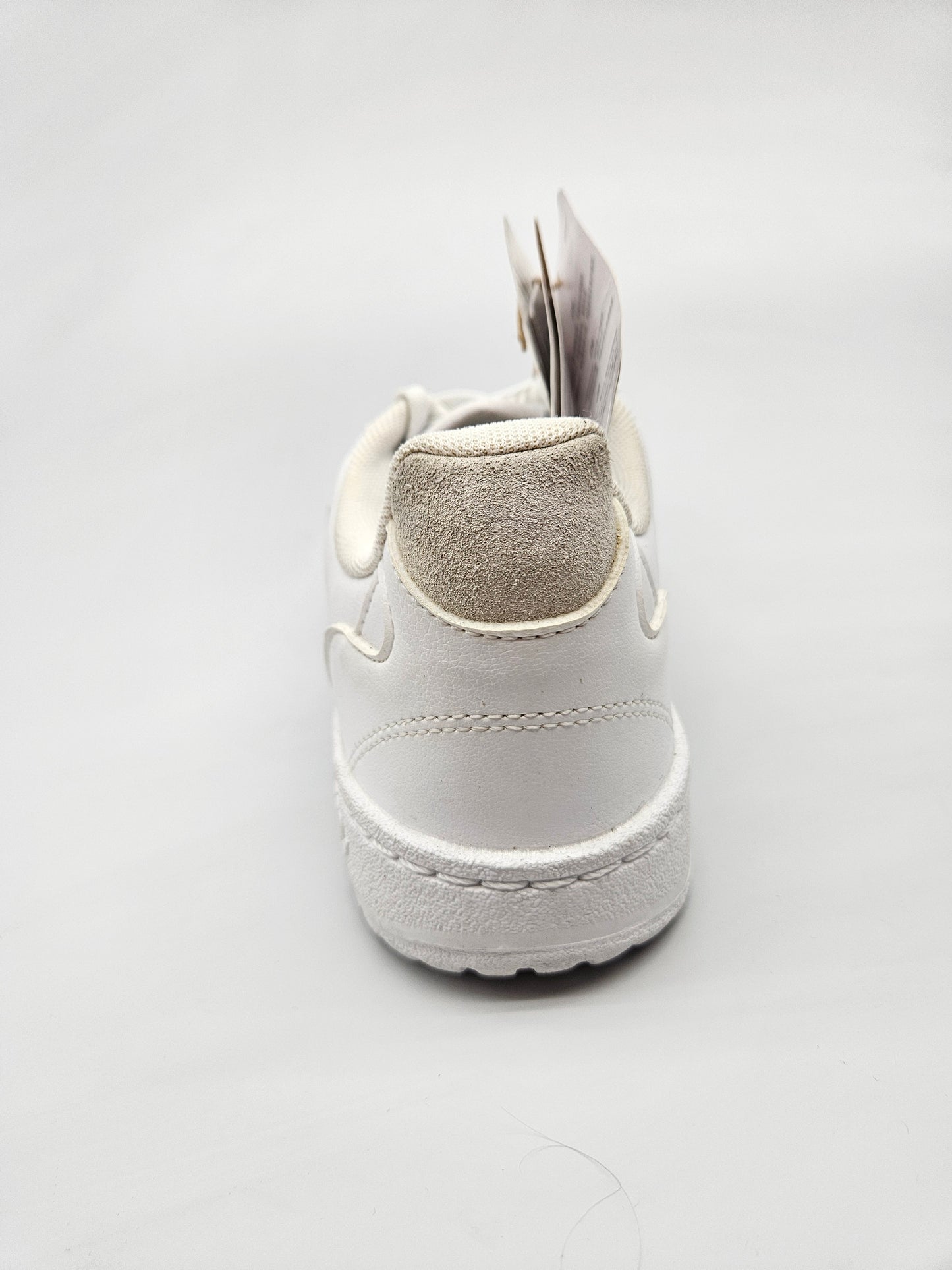 ADIDAS NOVI ORIGINAL PATIKI BR 40