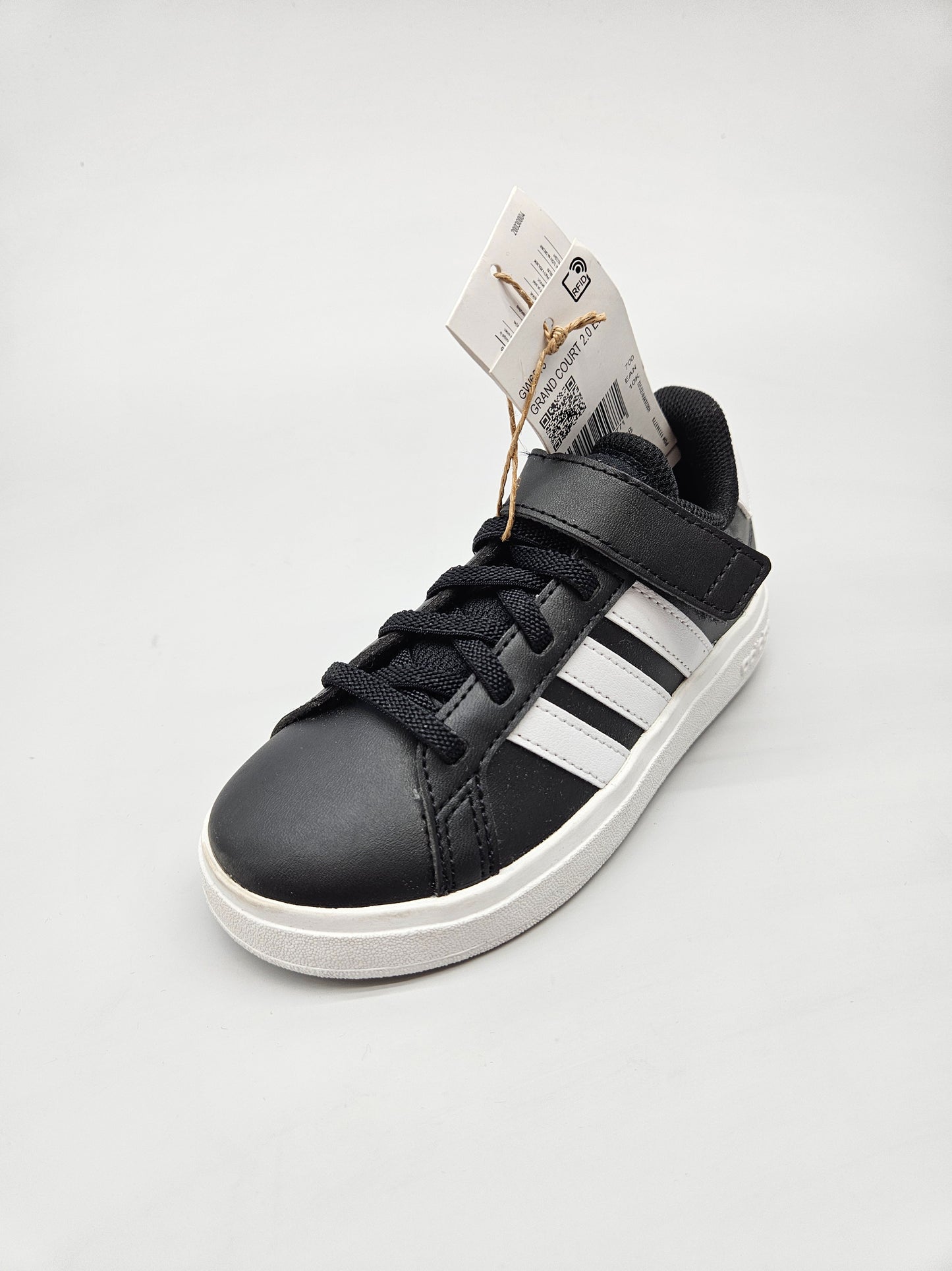 ADIDAS NOVI ORIGINAL PATIKI BR 28