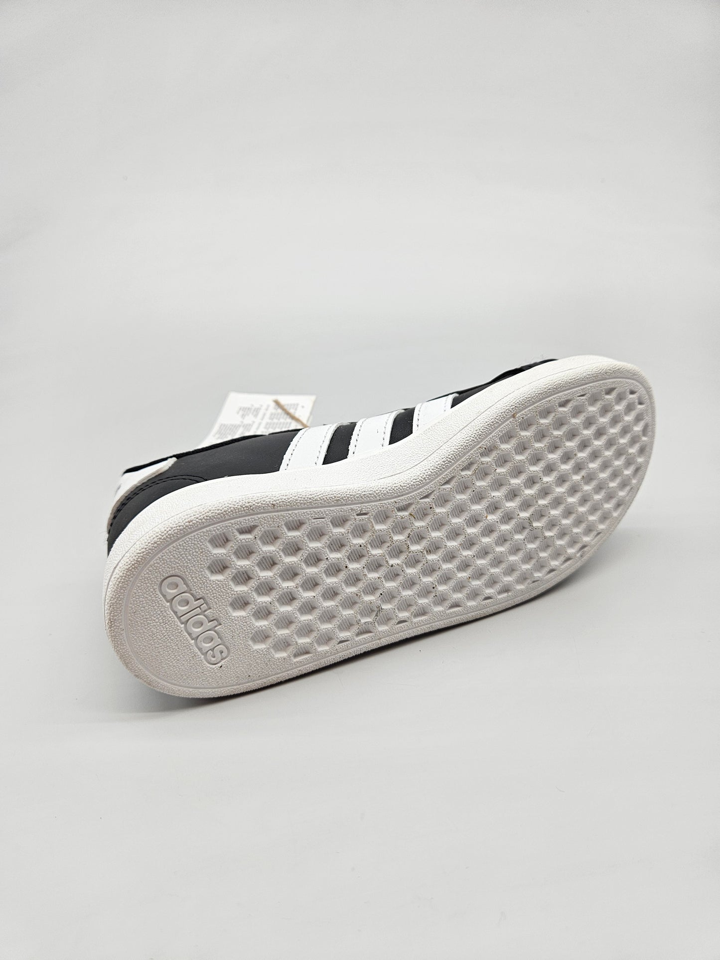 ADIDAS NOVI ORIGINAL PATIKI BR 28