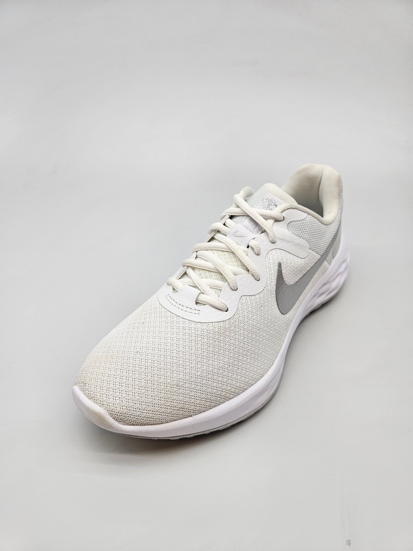 NIKE NOVI ORIGINAL PATIKI BR 40.5