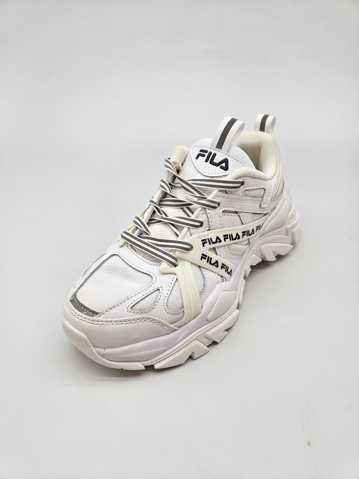 FILA NOVI ORIGINAL PATIKI BR 37.5