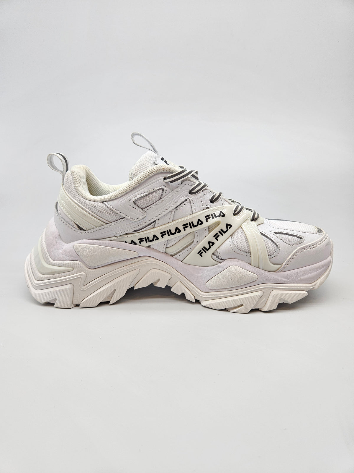 FILA NOVI ORIGINAL PATIKI BR 37.5