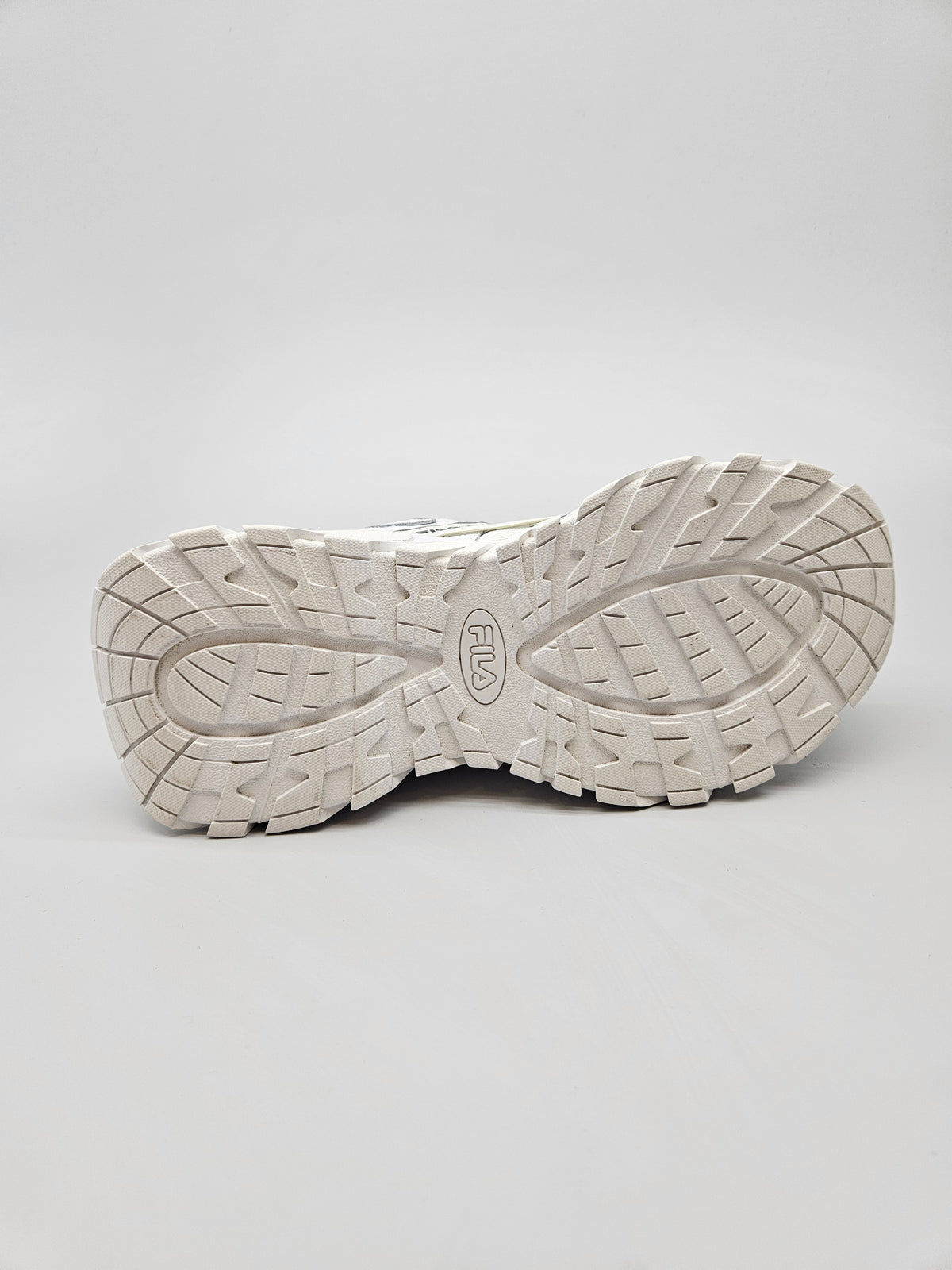 FILA NOVI ORIGINAL PATIKI BR 37.5